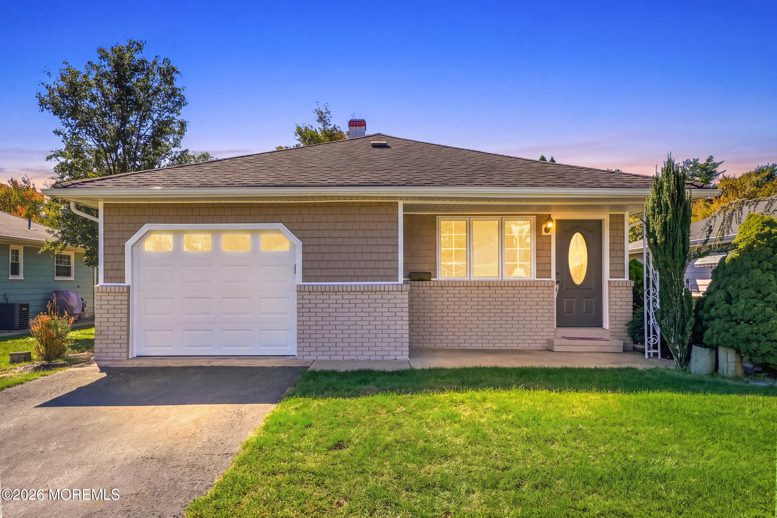 Charlotteville Dr, Toms River, NJ 08757