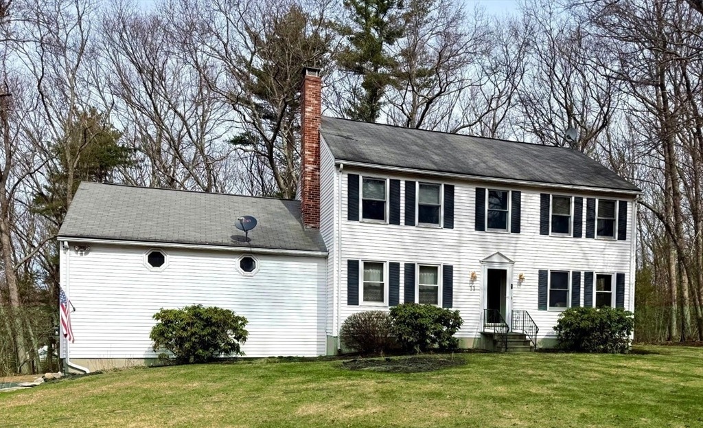 Quail Run Rd, Bellingham, MA 02019