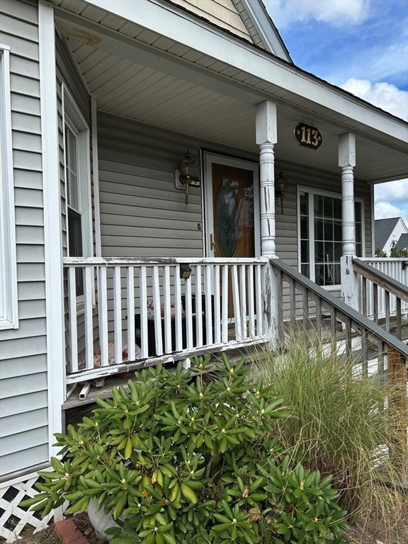 Pleasant St, Leominster, MA 01453