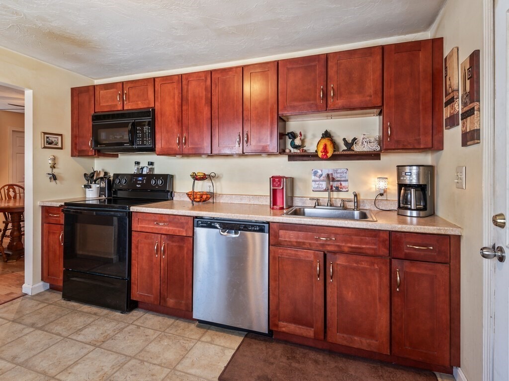 Pleasant St, Leominster, MA 01453 #1