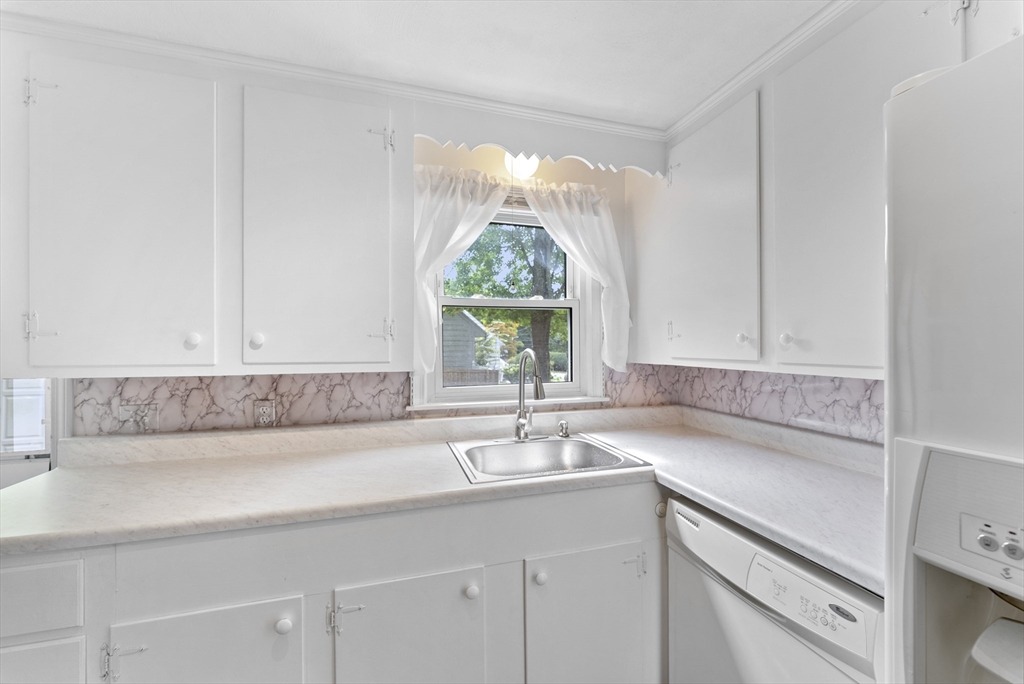 Hanward Hl, East Longmeadow, MA 01028 #1