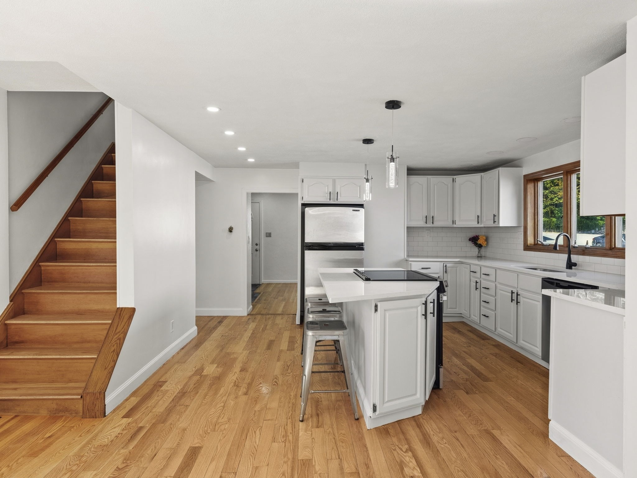 Boston St, Lynn, MA 01904 #1