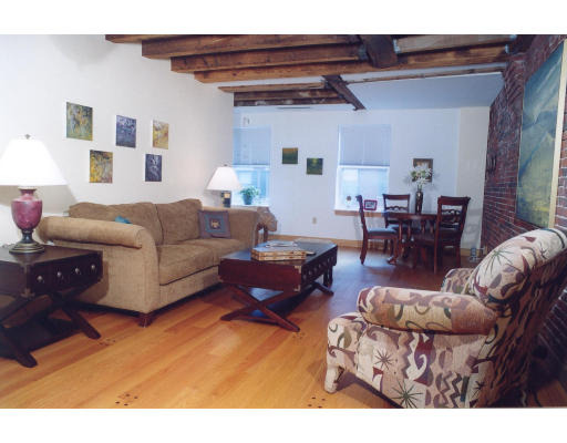 Fulton St, Boston, MA 02109 #1