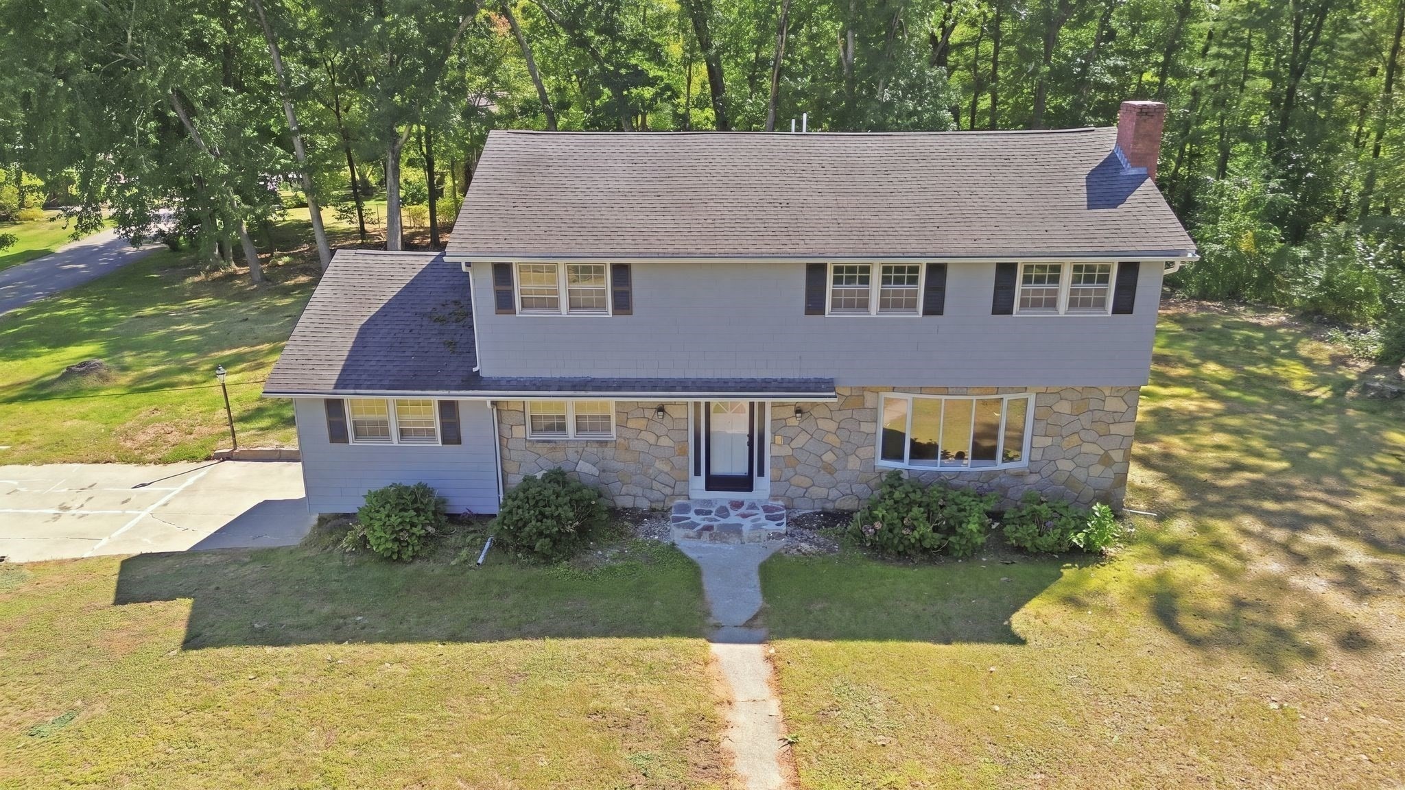 Maplewood Rd, Tewksbury, MA 01876