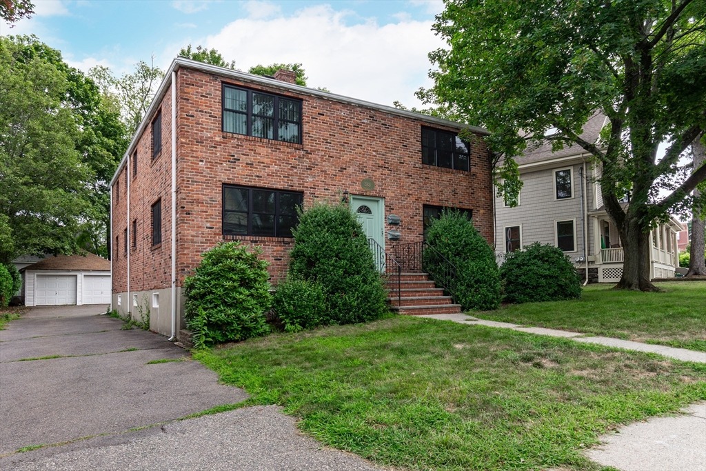 Crescent St, Waltham, MA 02453