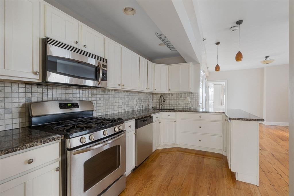Porter Rd, Cambridge, MA 02140 #1