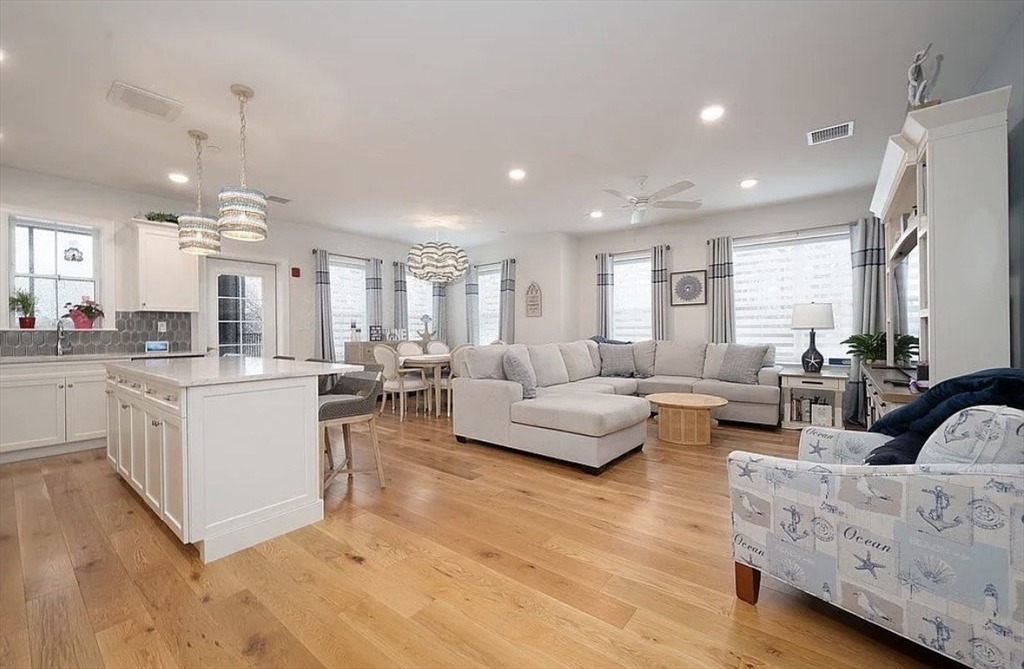 Coppersmith Way, Canton, MA 02021