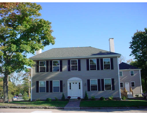 Washington St, Abington, MA 02351
