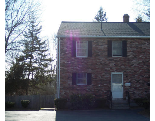 Elm St, Framingham, MA 01701