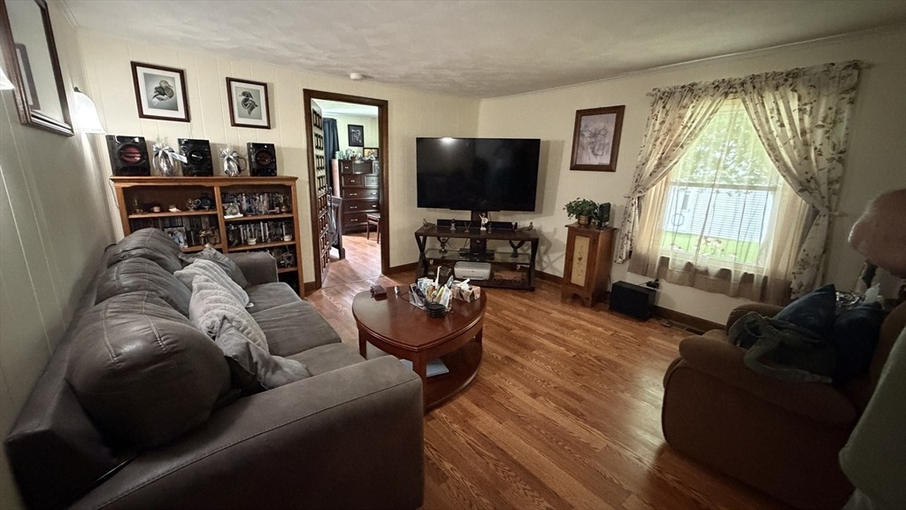 Main St, Spencer, MA 01562 #1
