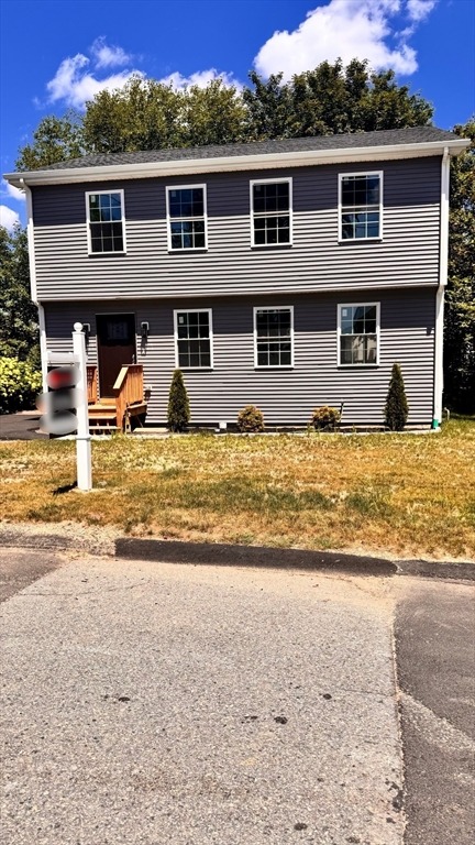 Dunedin St, Cranston, RI 02920