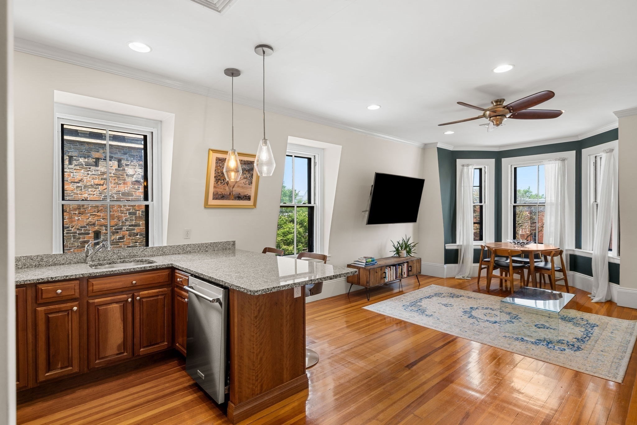 Broadway , Somerville, MA 02145