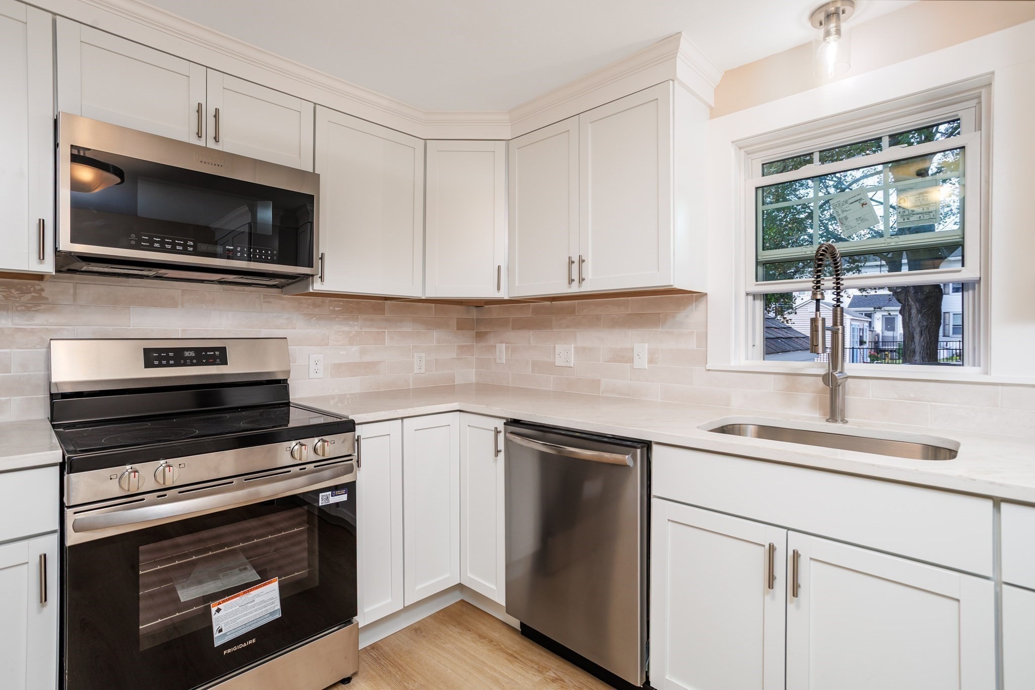 8th St, Leominster, MA 01453 #1