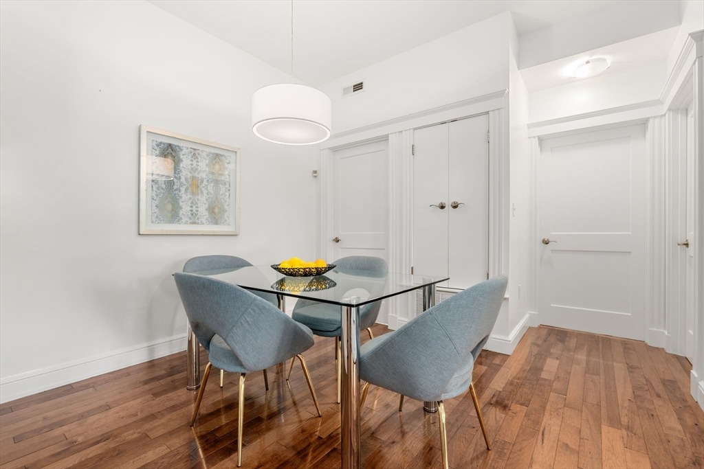 Bolton St, Cambridge, MA 02140 #1