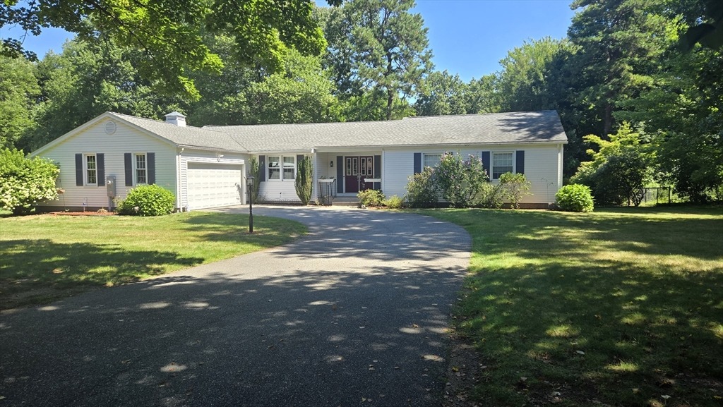 Wyndward Rd, Longmeadow, MA 01106
