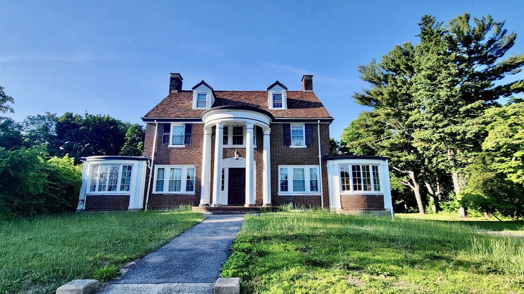 Harrison St, Taunton, MA 02780