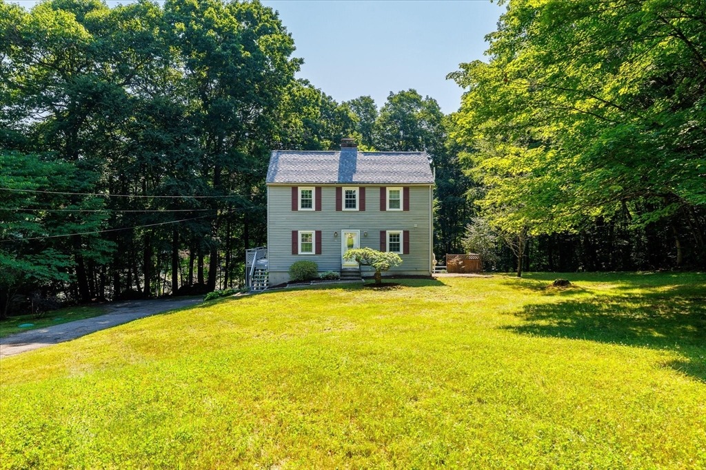 Breakneck Rd, Sturbridge, MA 01566