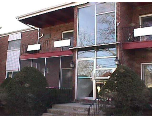 Grove St, West Roxbury, MA 02132