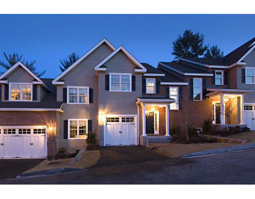 Lynnfield St, Lynnfield, MA 01940