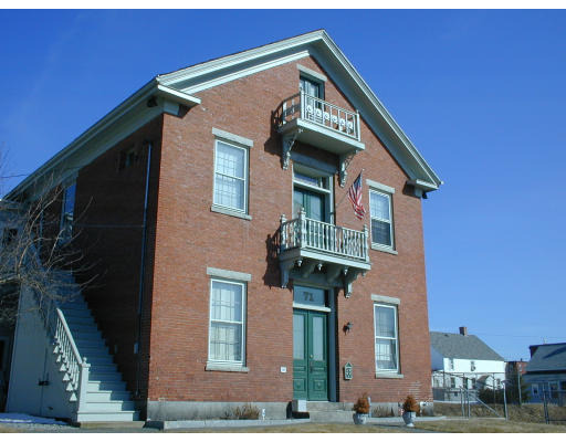 Primrose St, Haverhill, MA 01830