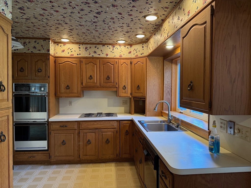 Rockland St, South Dartmouth, MA 02748 #1