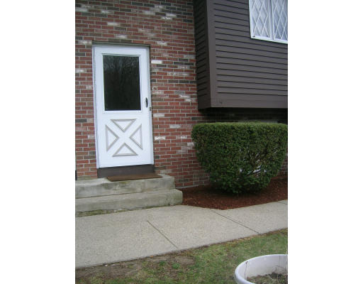 South St, Wrentham, MA 02093