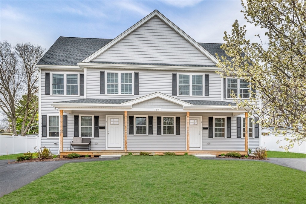 Burgess St, Attleboro, MA 02703