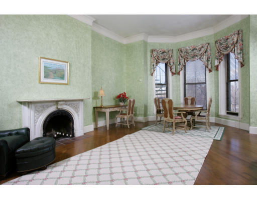 Beacon St, Boston, MA 02116