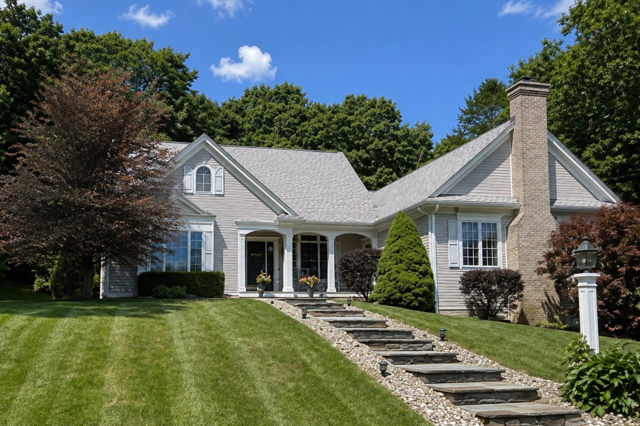 Ridge Rd, Hampden, MA 01036