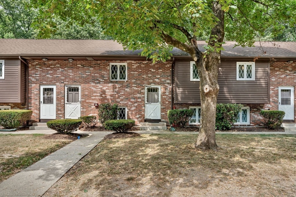 South St, Wrentham, MA 02093 #1