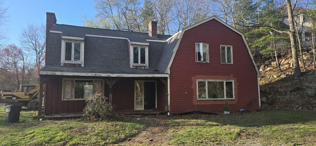 Salem St, Lynnfield, MA 01940