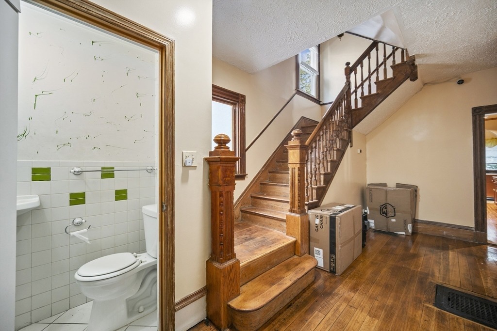 Dakota St, Dorchester Center, MA 02124 #1