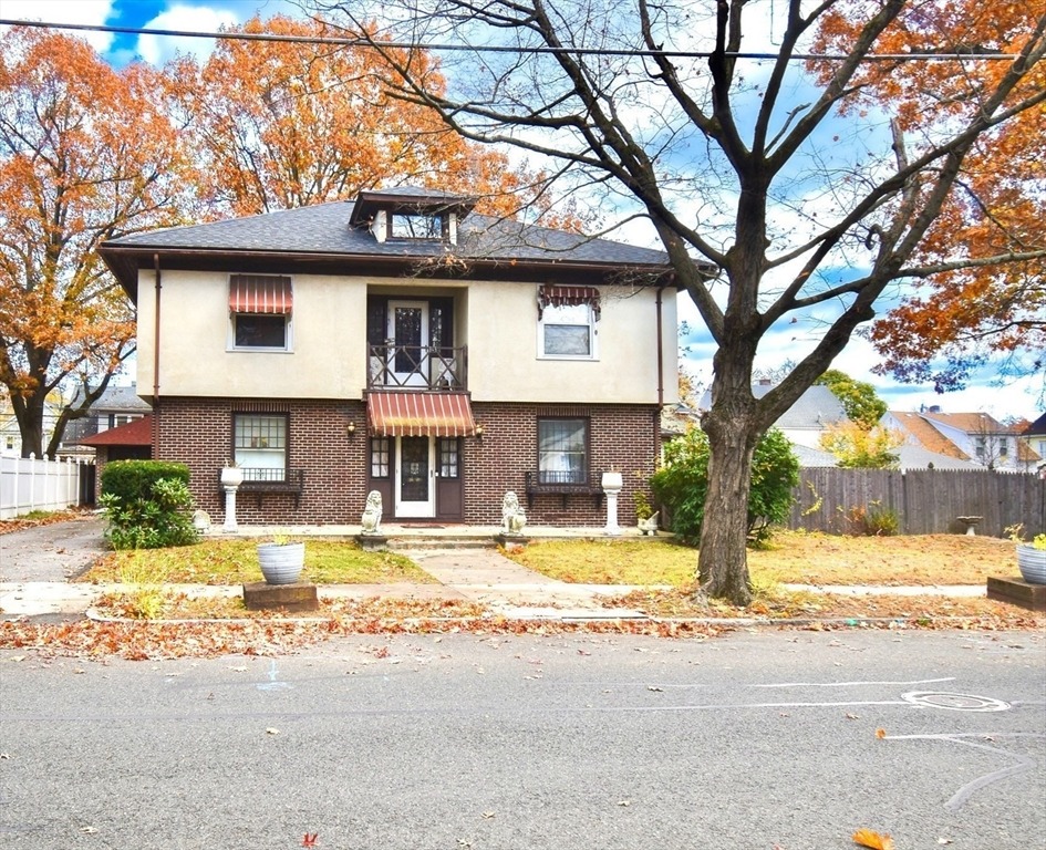 Kimberly Ave, Springfield, MA 01108