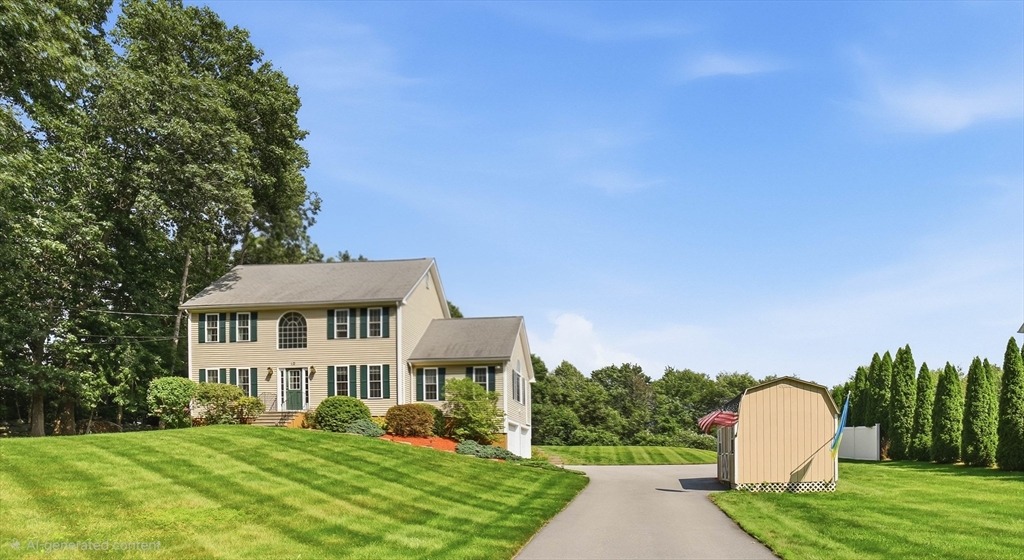 Roberts Rd, Dudley, MA 01571