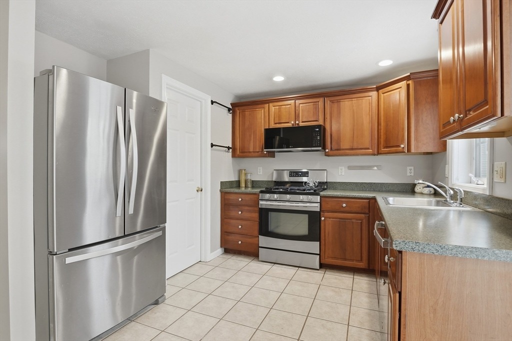 Felton St, Lowell, MA 01852 #1