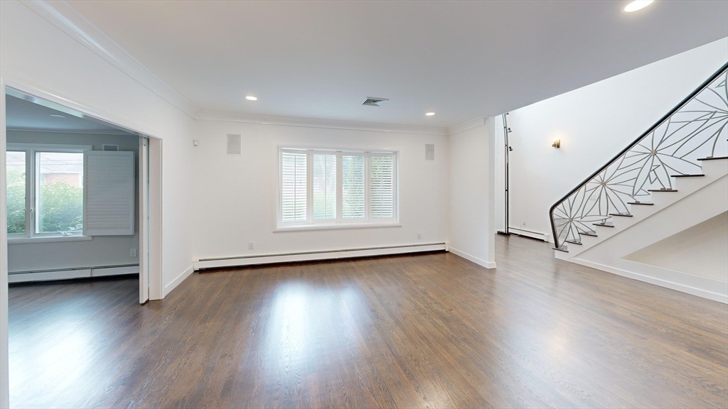 Cynthia Rd, Newton Center, MA 02459
