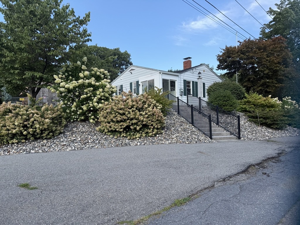 Marshall Rd, Fitchburg, MA 01420