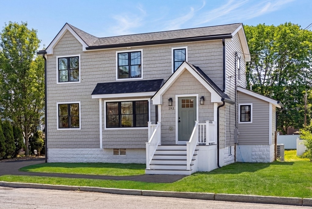 Park St, Stoneham, MA 02180