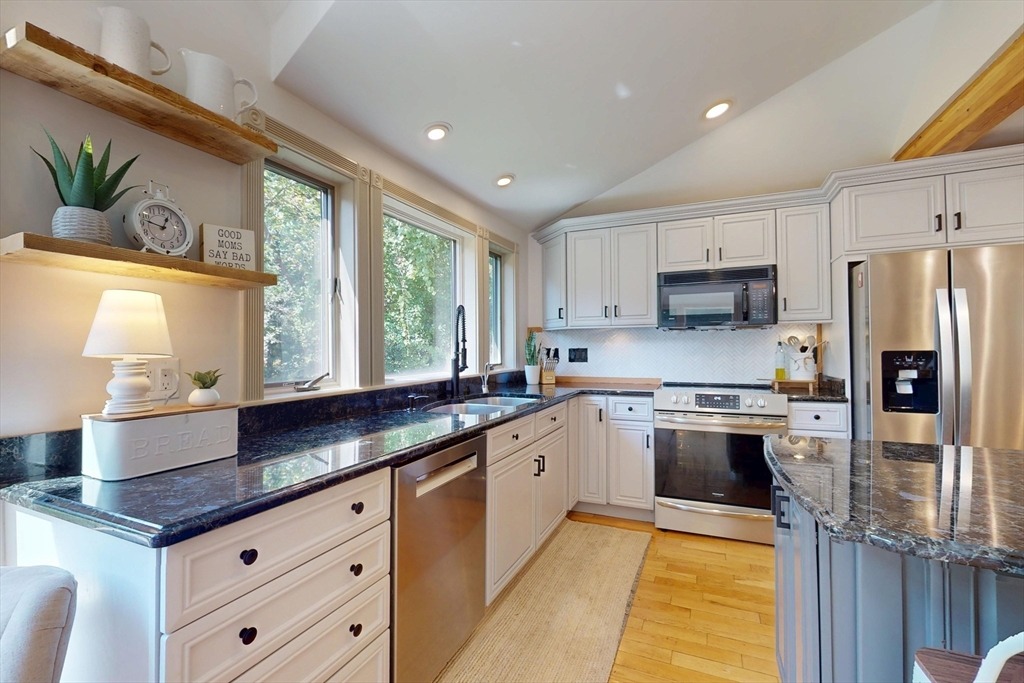 Old Cambridge Tpke, Lincoln, MA 01773 #1