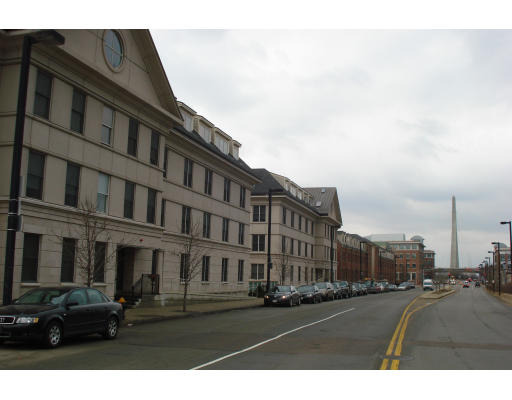 Chelsea St, Charlestown, MA 02129