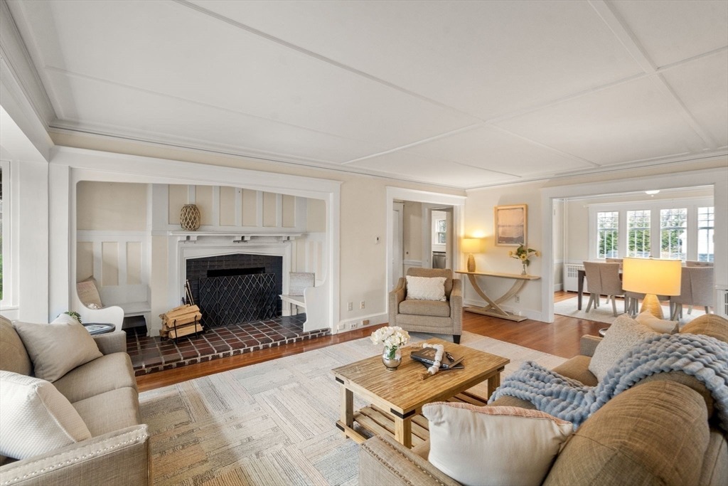 Leighton Rd, Wellesley, MA 02482 #1
