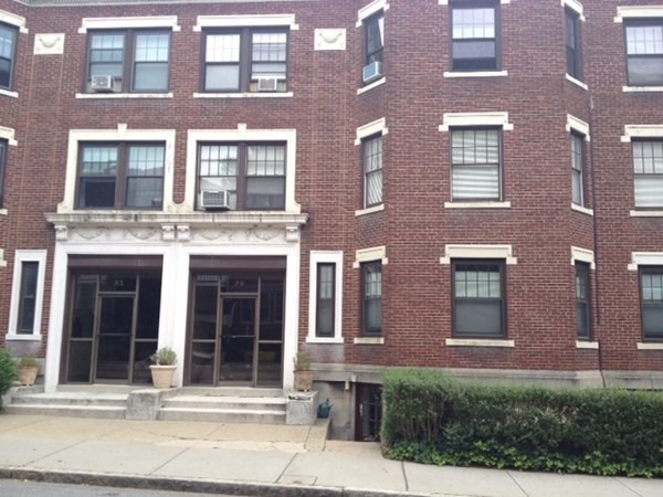 Pleasant St, Brookline, MA 02446