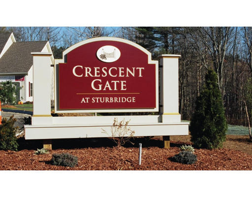 Crescent Way, Fiskdale, MA 01518