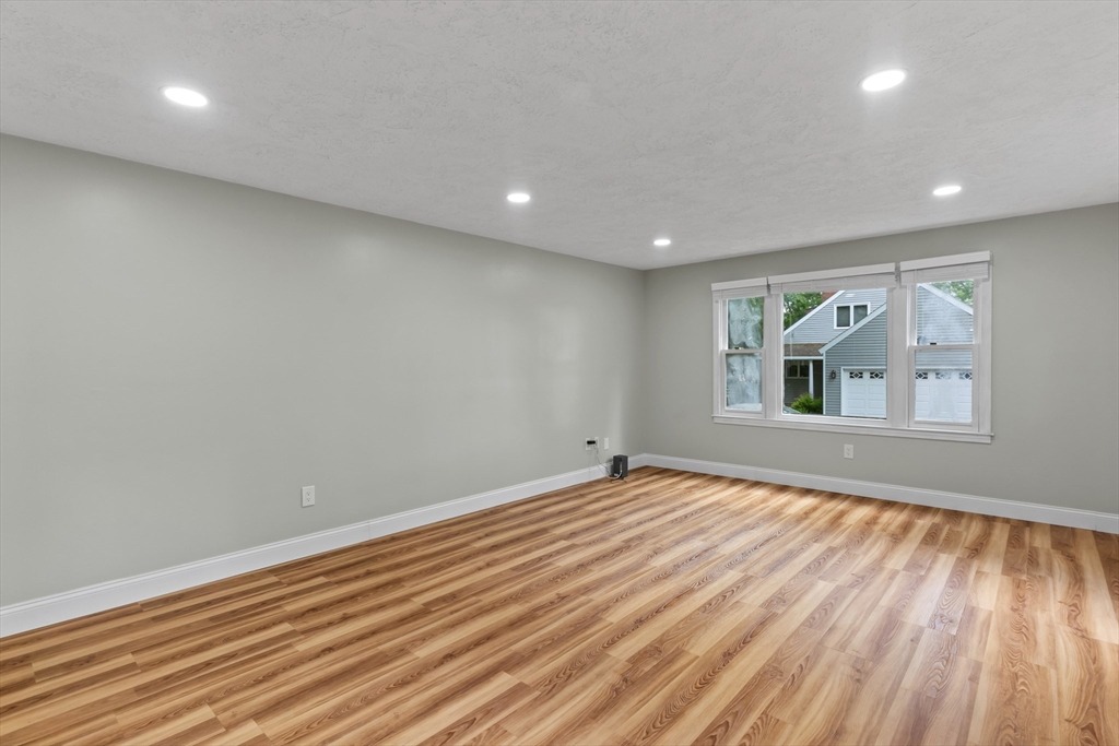 Dartmoor Dr, Shrewsbury, MA 01545 #1