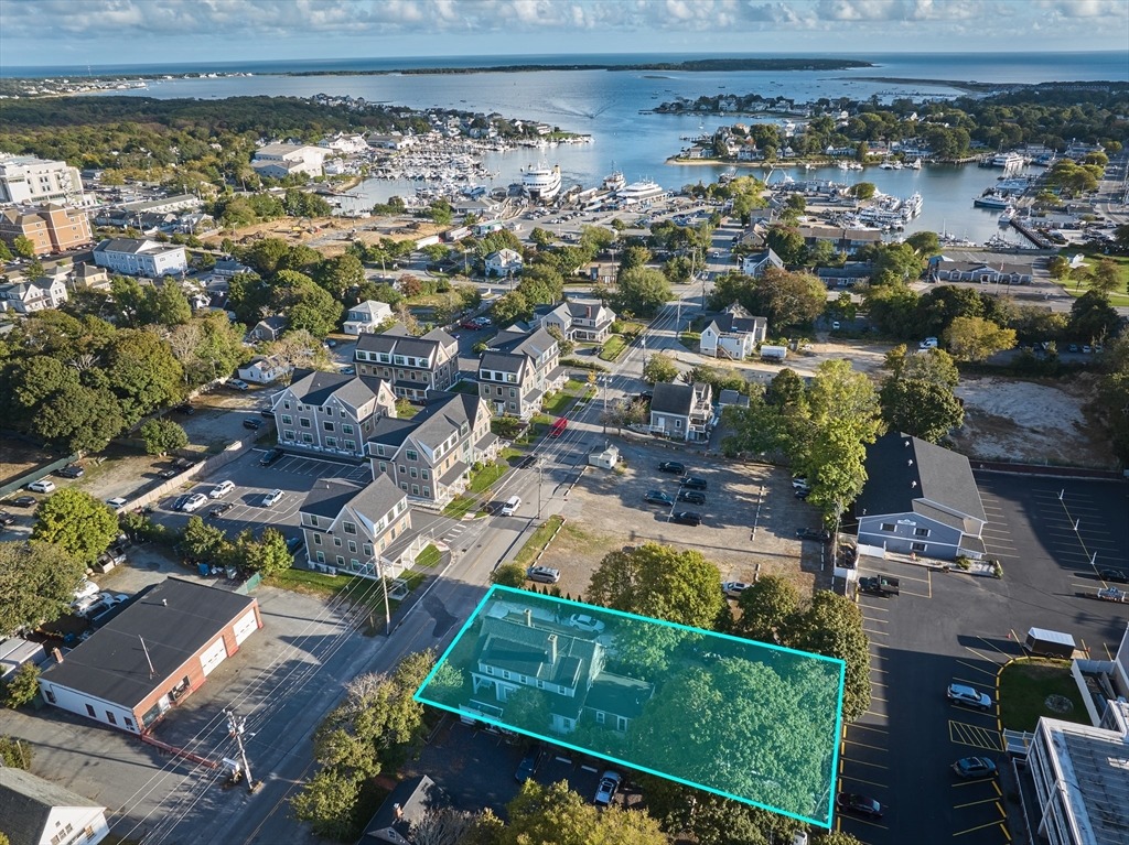 Pleasant St, Hyannis, MA 02601