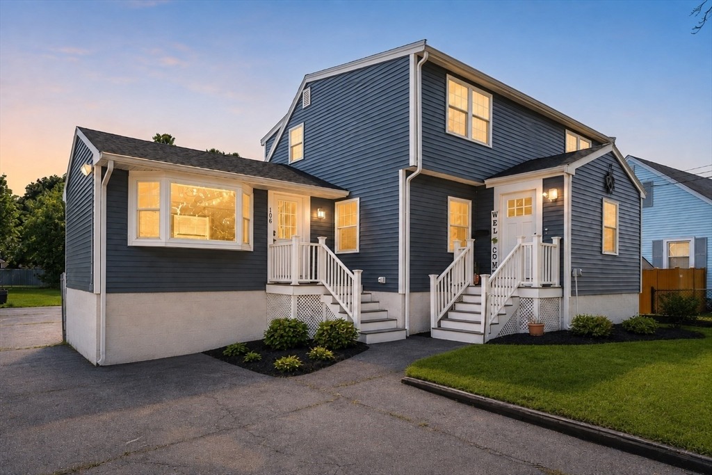 Lynnfield St, Peabody, MA 01960