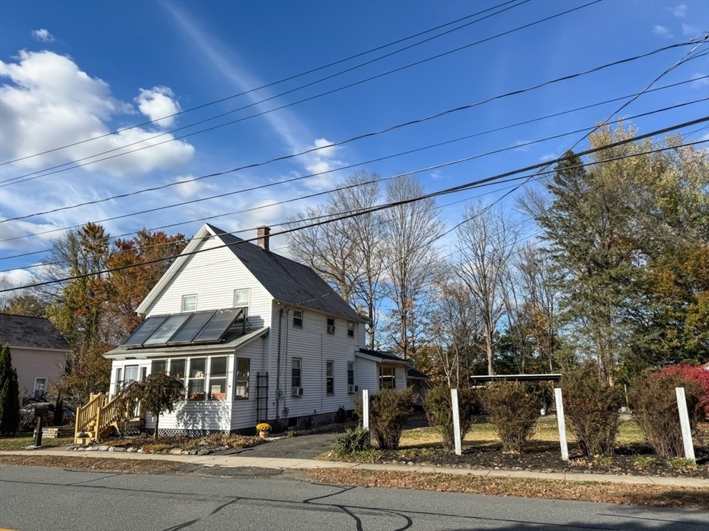 Newton St, Greenfield, MA 01301
