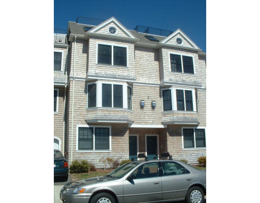7th St, South Boston, MA 02127