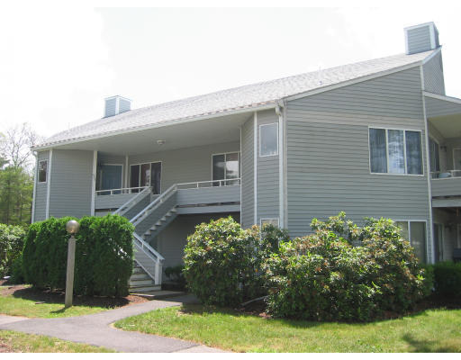 Whittenton St, Taunton, MA 02780