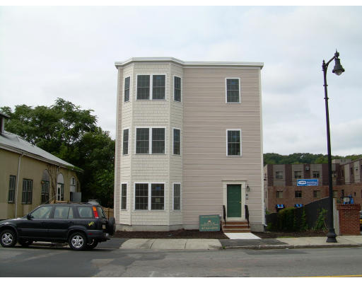 Hyde Park Ave, Hyde Park, MA 02136